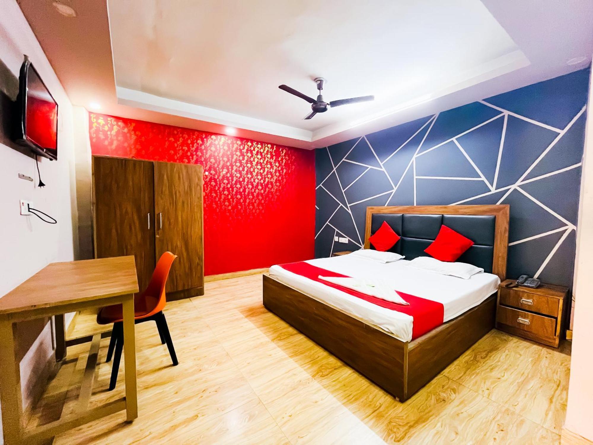 Deluxe Room In Sarai Kaley Khan New Delhi Exterior photo